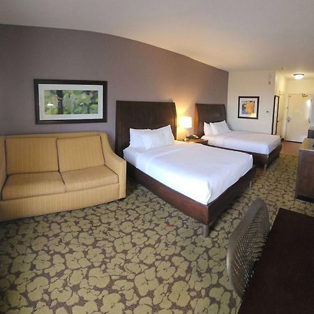Отель Wyndham Garden New Orleans Airport Кеннер Экстерьер фото